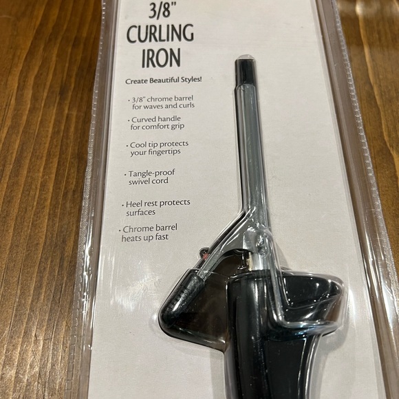 3/8” curling iron - Picture 3 of 4